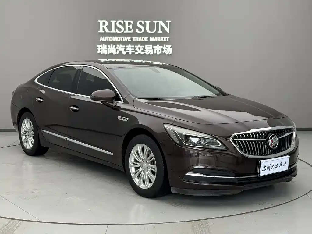 Buick LaCrosse 2018 — фото 2