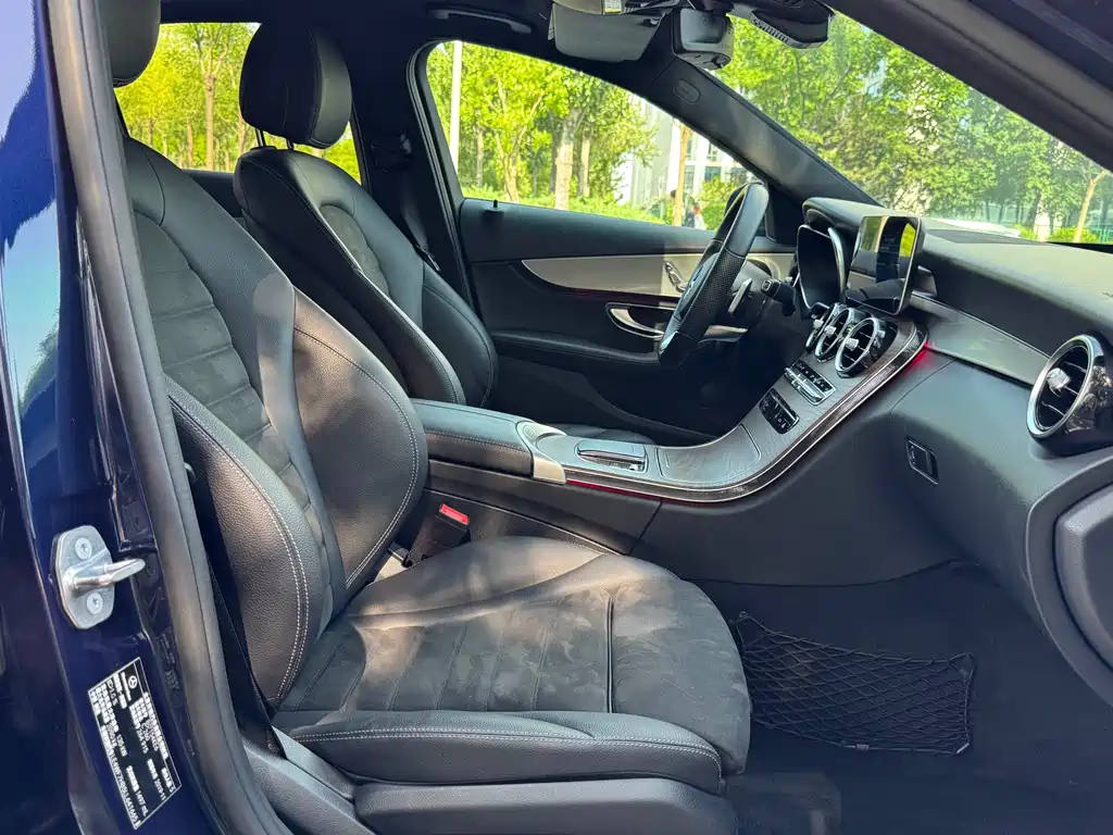 Mercedes-Benz C-Class 2020 — фото 16