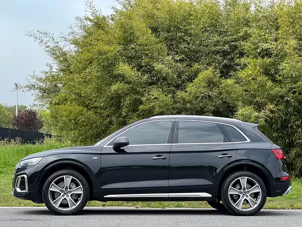 Audi Q5L 2022