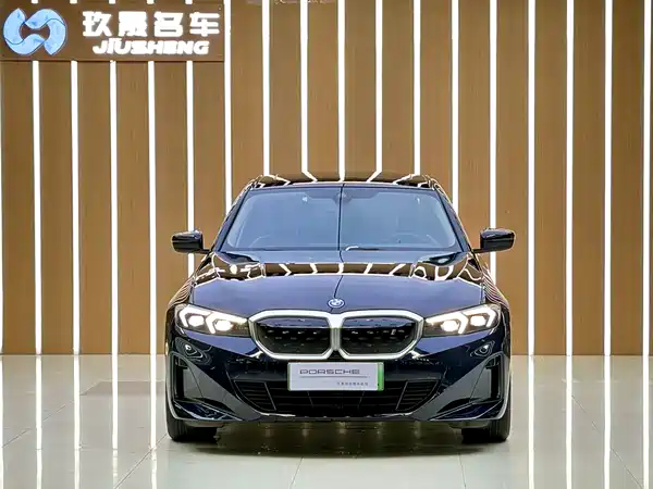 BMW i3 2024