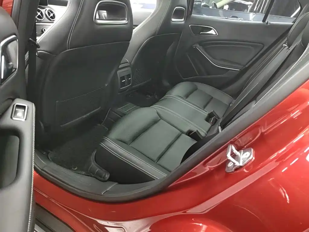 Mercedes-Benz GLA 2018 — фото 17