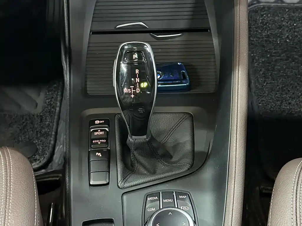 BMW X1 2022 — фото 19