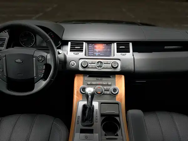 Land Rover Range Rover Sport 2012
