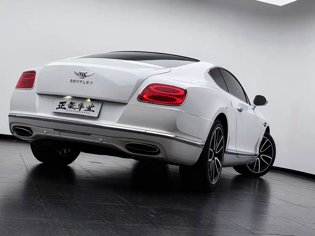 Bentley Continental 2013 — фото 9