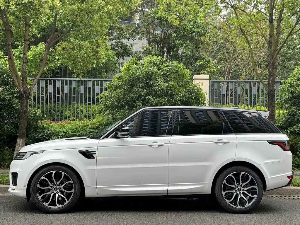 Land Rover Sport 2021 — фото 3