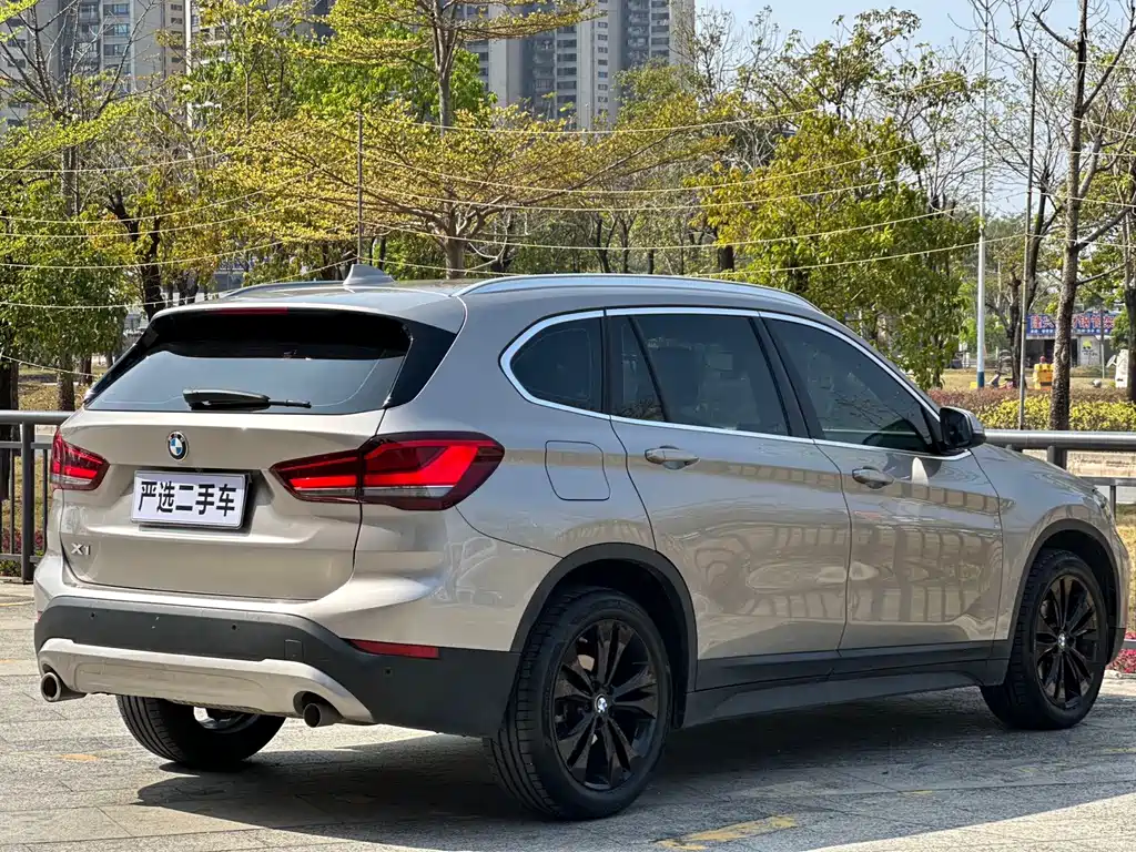 BMW X1 2022 — фото 9