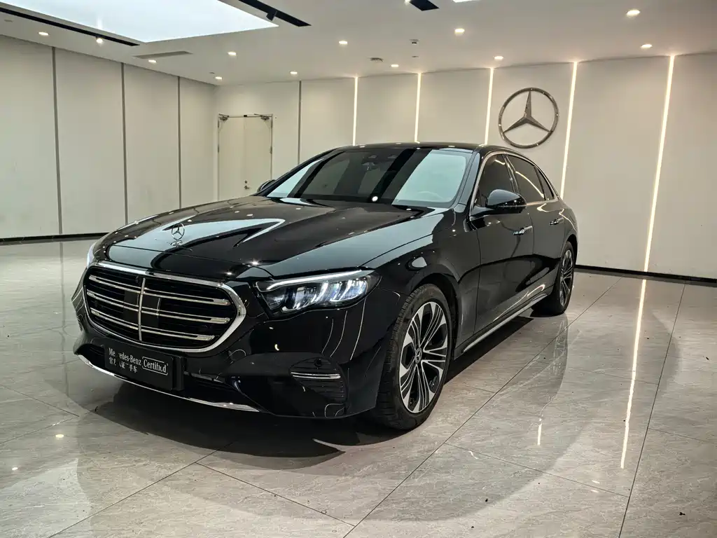 Mercedes-Benz E-Class New Energy 2025 — фото 1