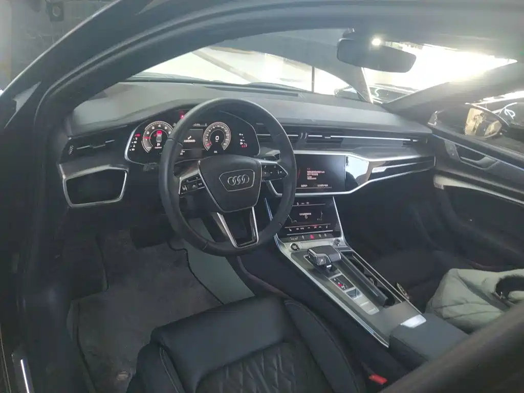 Audi A6L 2025