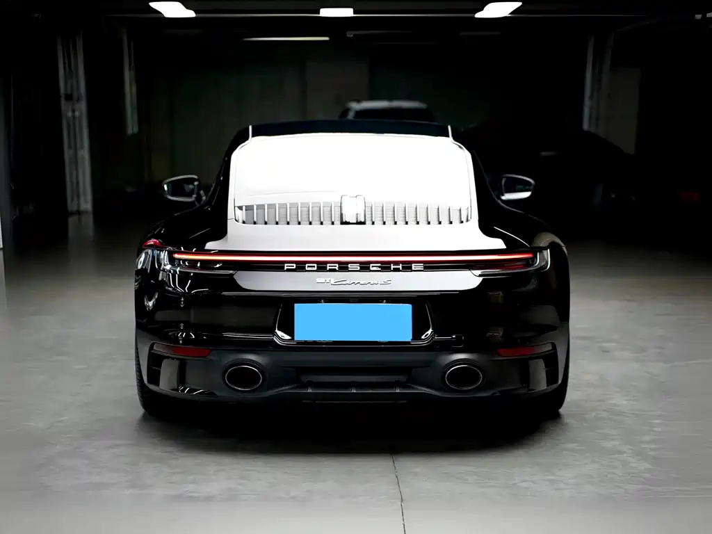 Porsche 911 2022 — фото 7