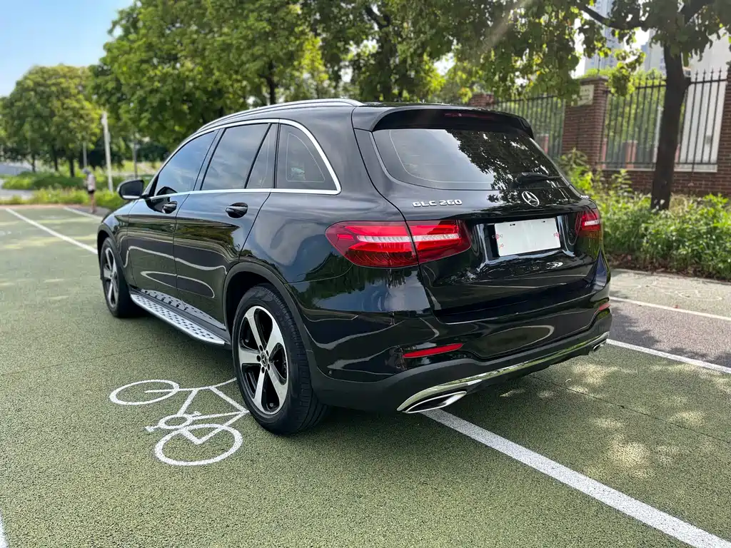Mercedes-Benz GLC 2018 — фото 18