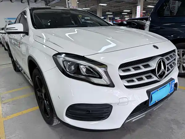 Mercedes-Benz GLA 2019