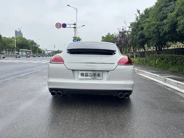 Porsche Panamera 2010