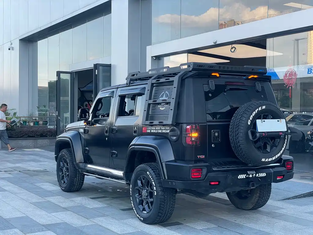 BAIC BJ40 2022 — фото 16