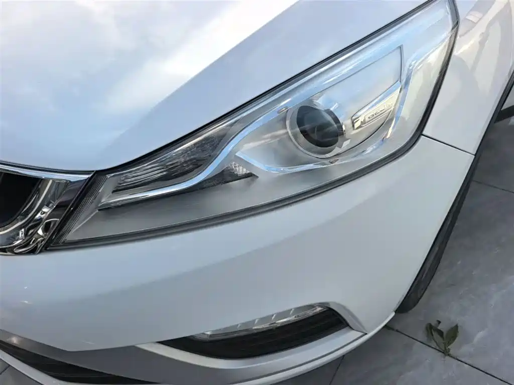 Geely Emgrand GS 2016 — фото 24