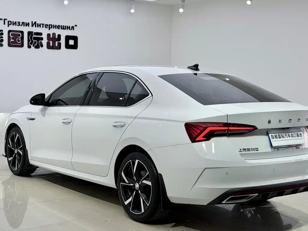 Skoda Octavia 2023