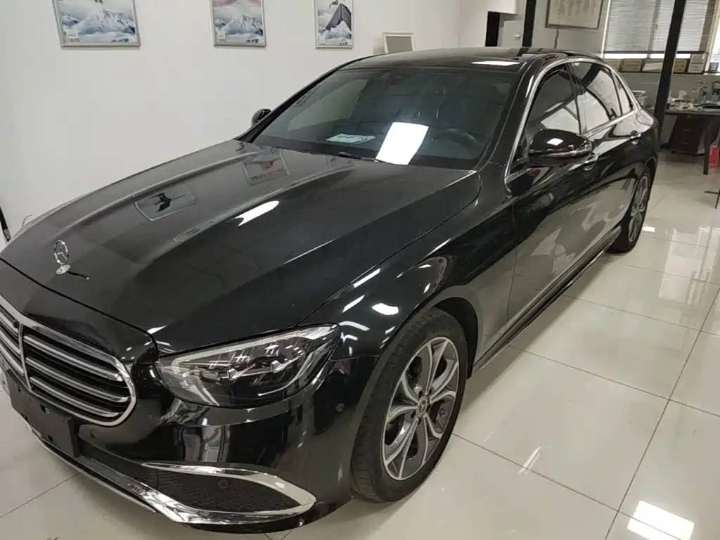 Mercedes-Benz E-Class 2021