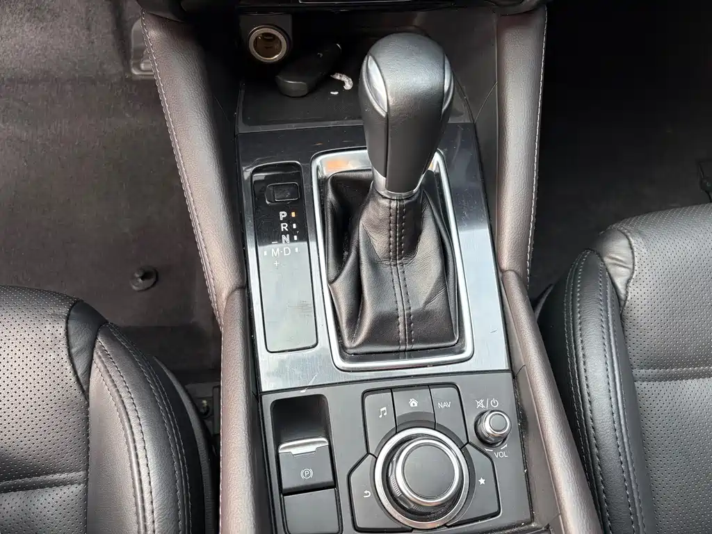 Mazda Atenza 2019 — фото 15