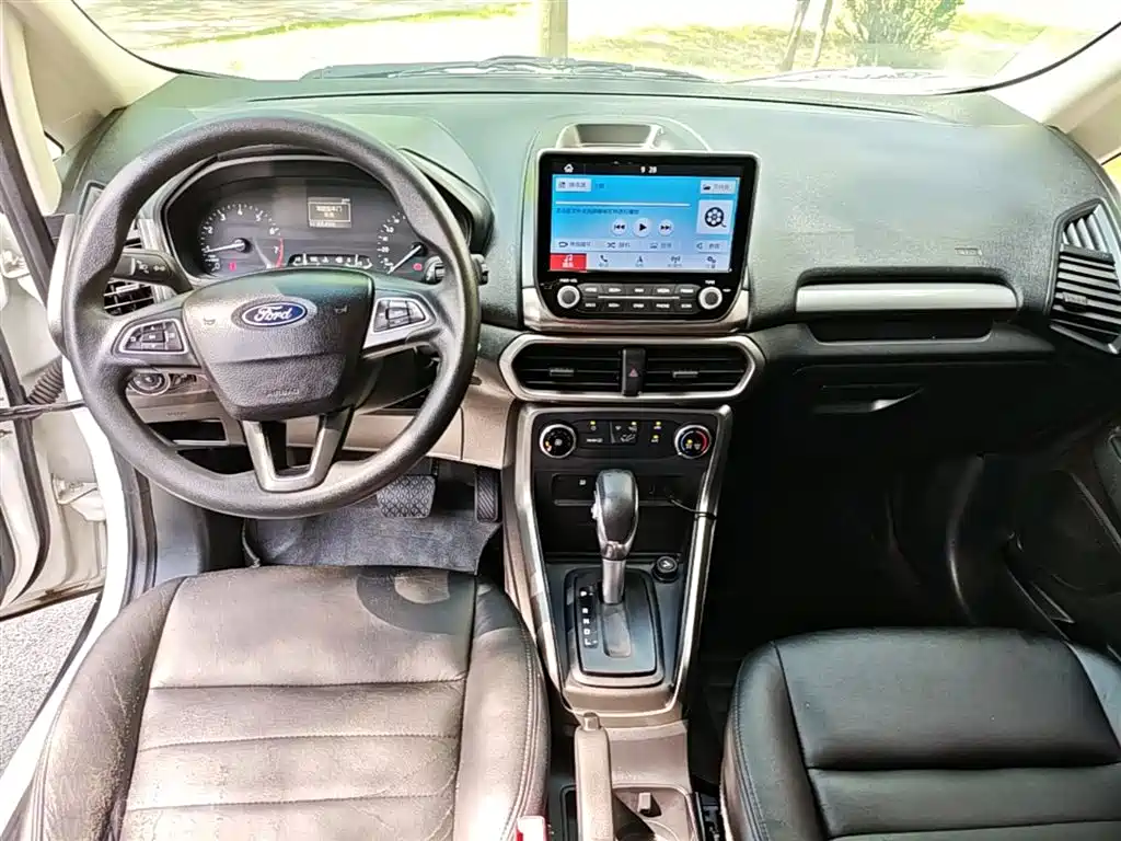 Ford Ecosport 2017 — фото 10