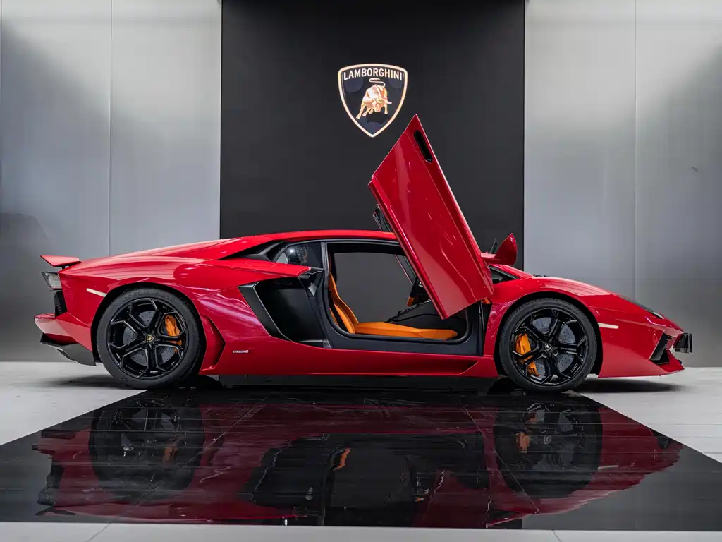 Lamborghini Aventador 2013 — фото 10