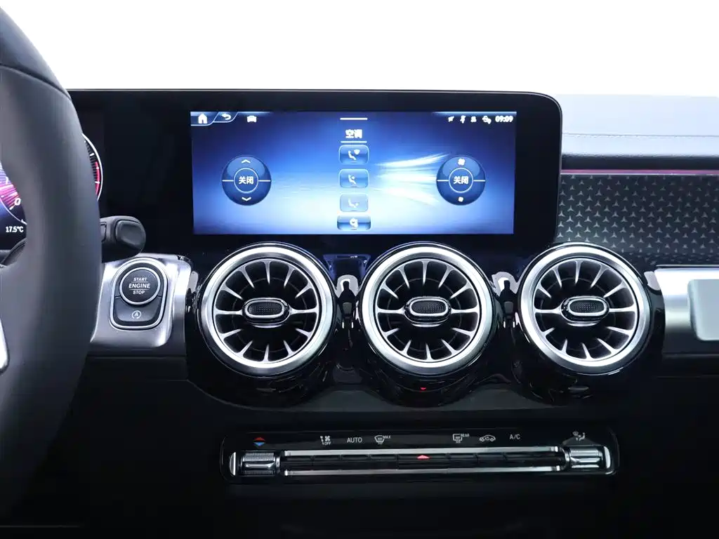 Mercedes-Benz GLB 2025 — фото 10