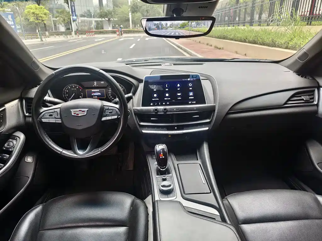 Cadillac CT5 2020 — фото 27