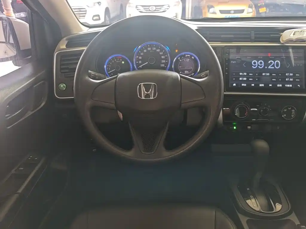 Honda City 2018 — фото 11