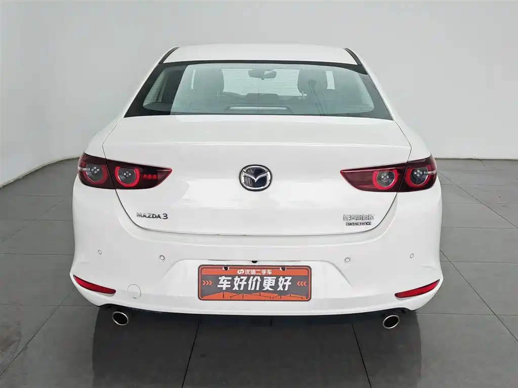 Mazda 3 Axela 2022