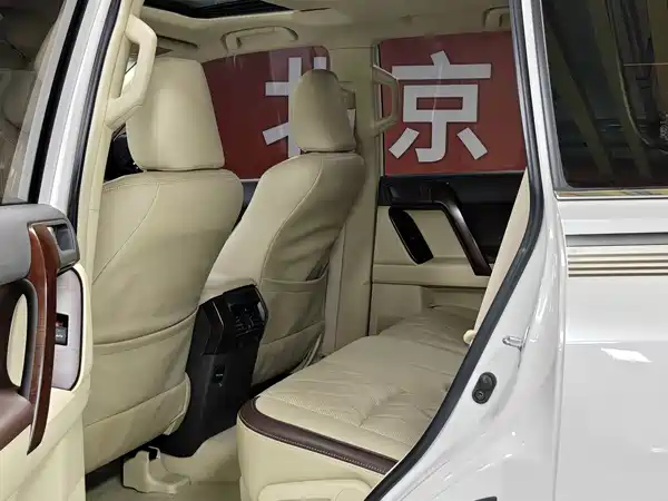 Toyota Prado 2017