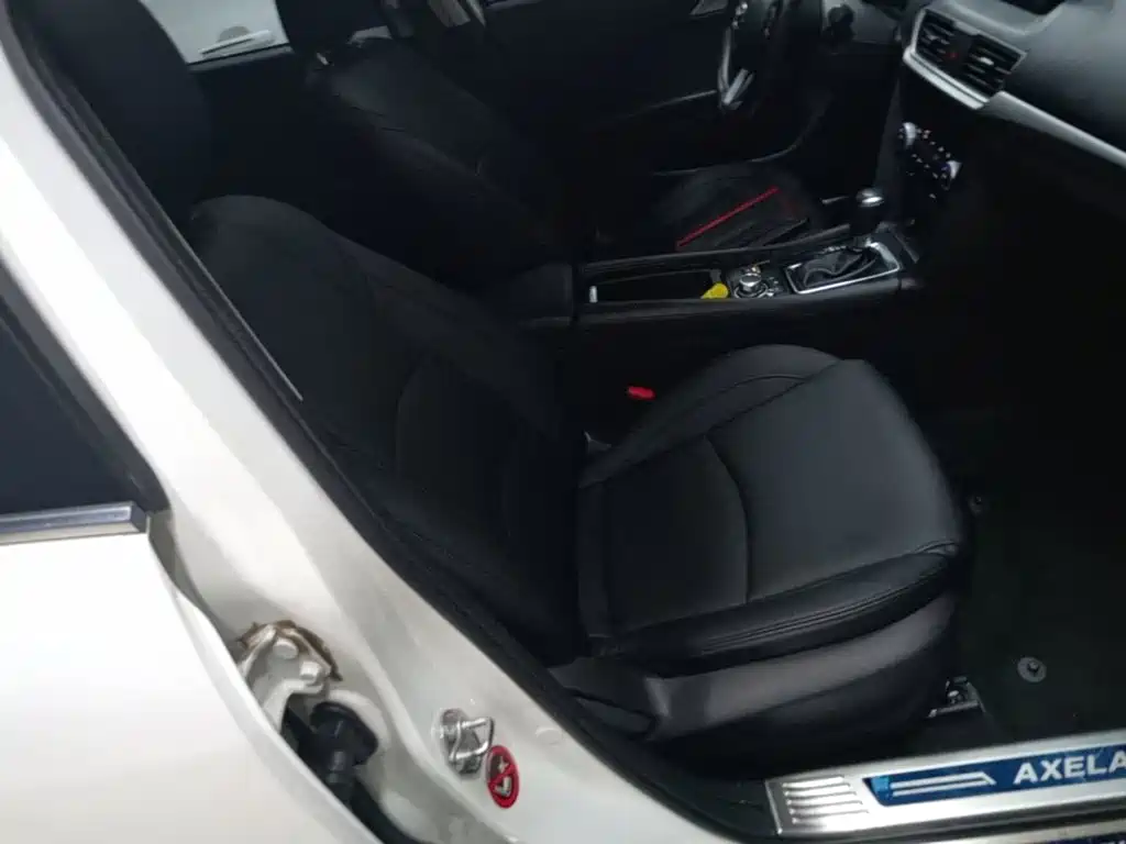 Mazda 3 Angkesela 2019 — фото 25