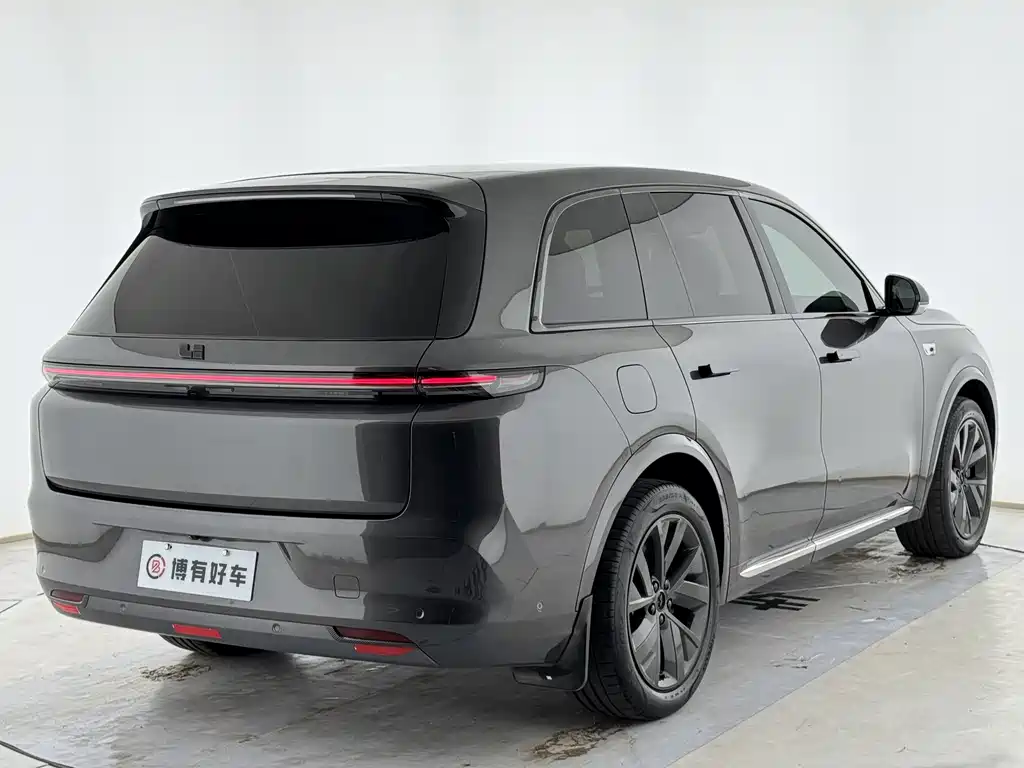 Li Auto Li L8 2023