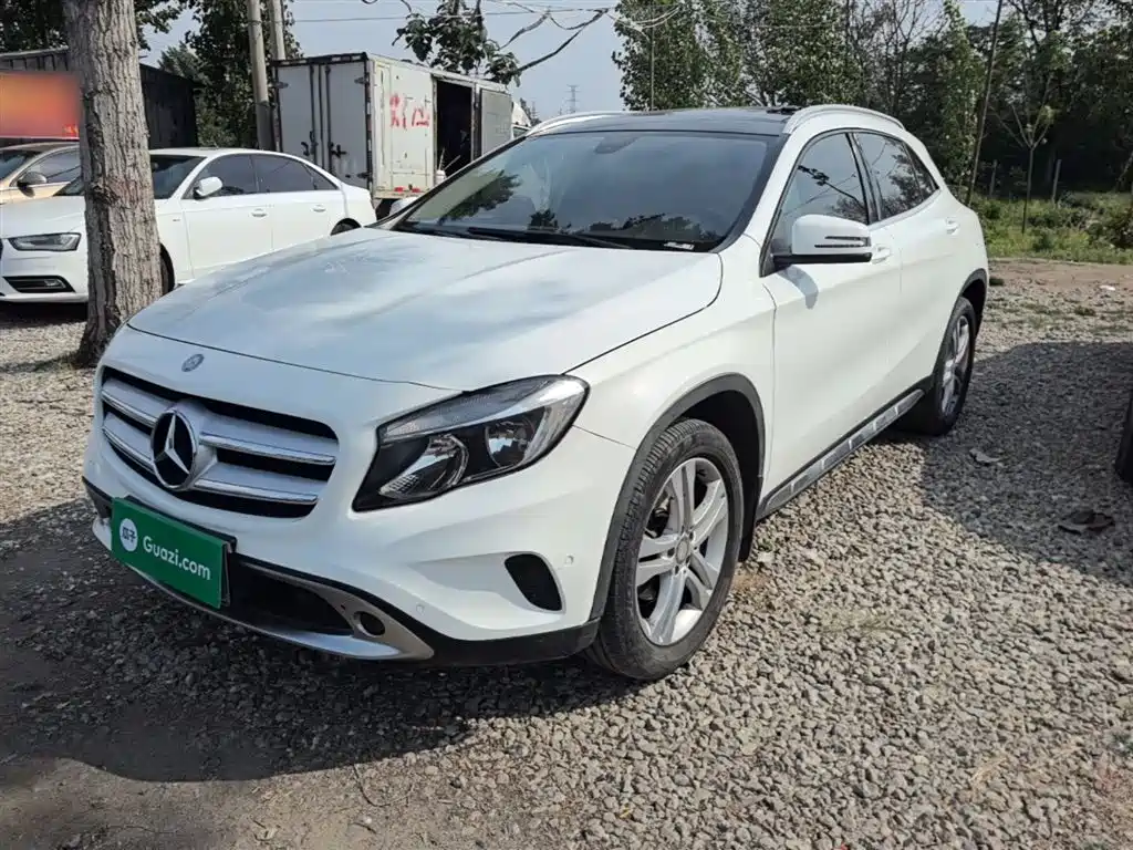 Mercedes-Benz GLA 2015 — фото 2