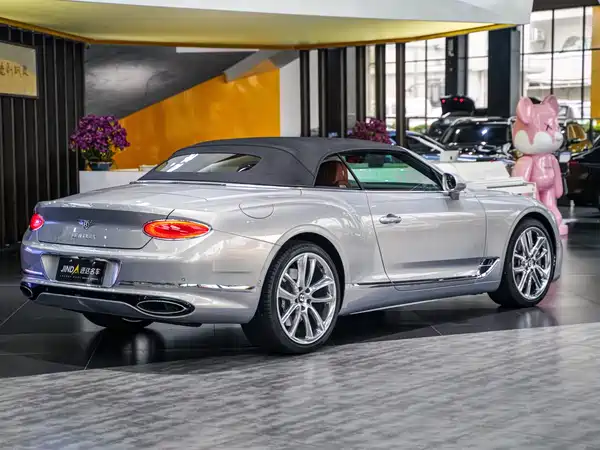 Bentley Continental 2022