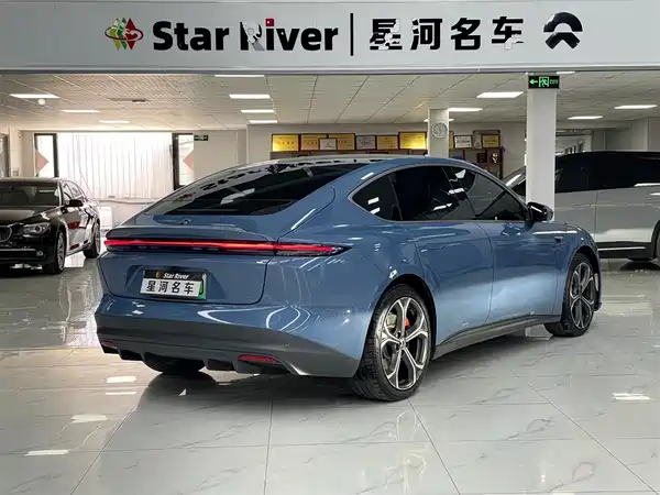NIO ET5 2022