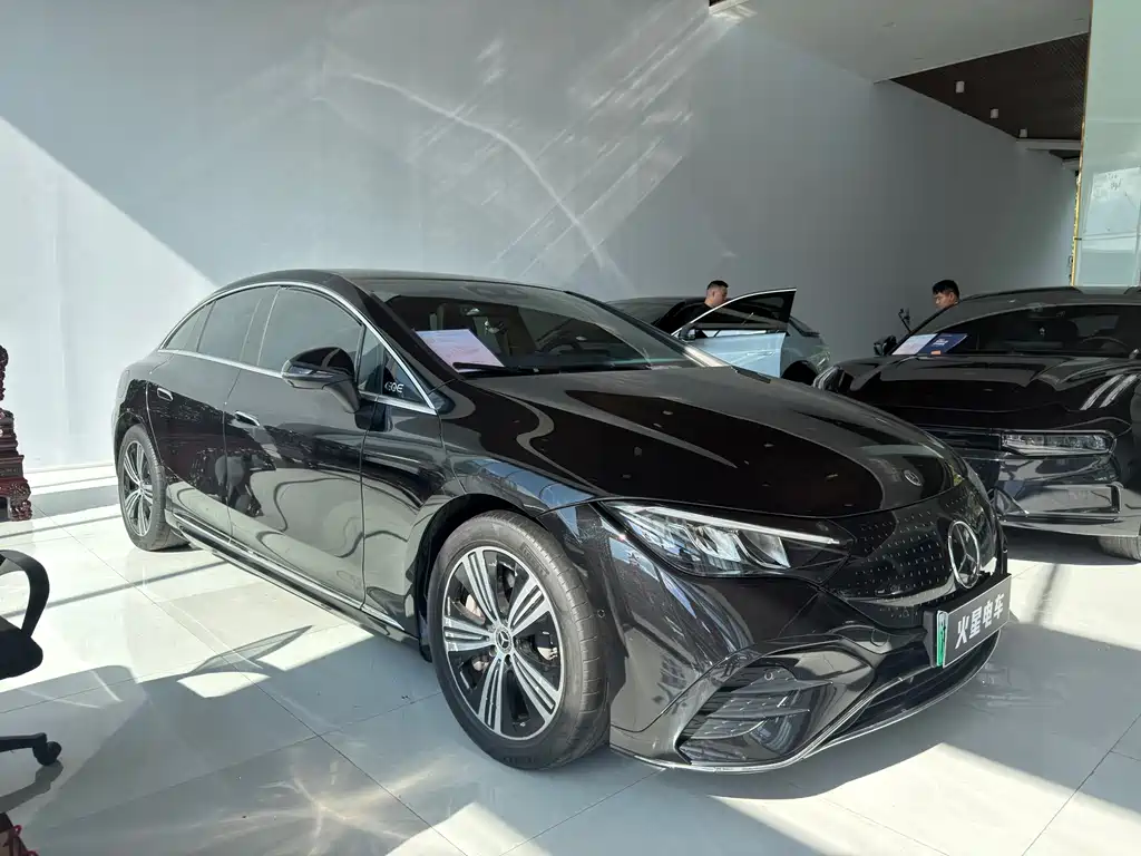 Mercedes-Benz EQE 2024