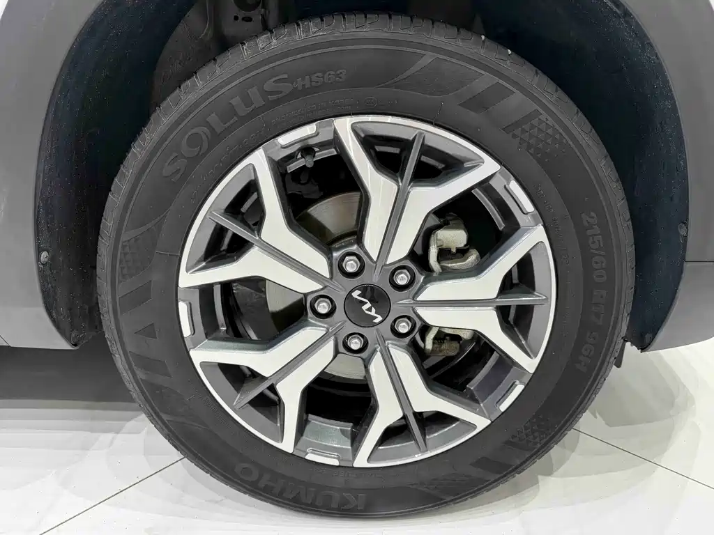 Kia KX3 2022 — фото 19
