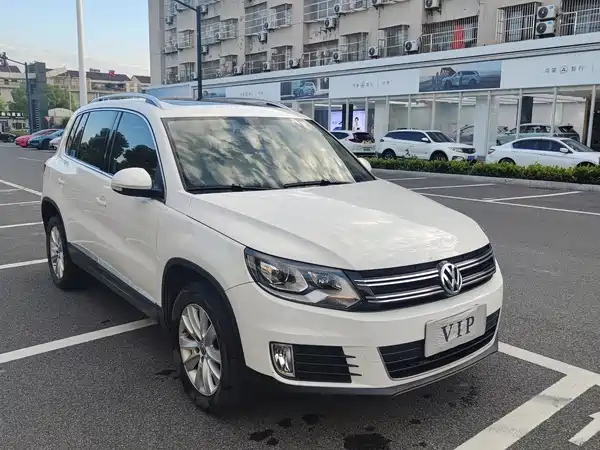 Volkswagen Tiguan 2015