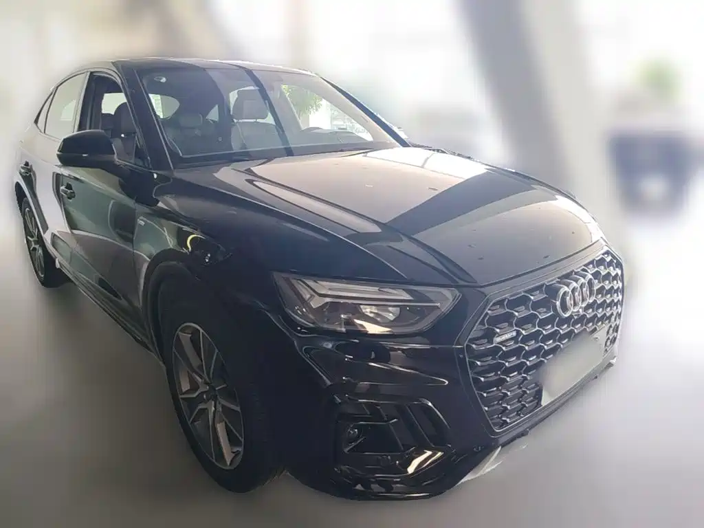 Audi Q5L Sportback 2023 — фото 7
