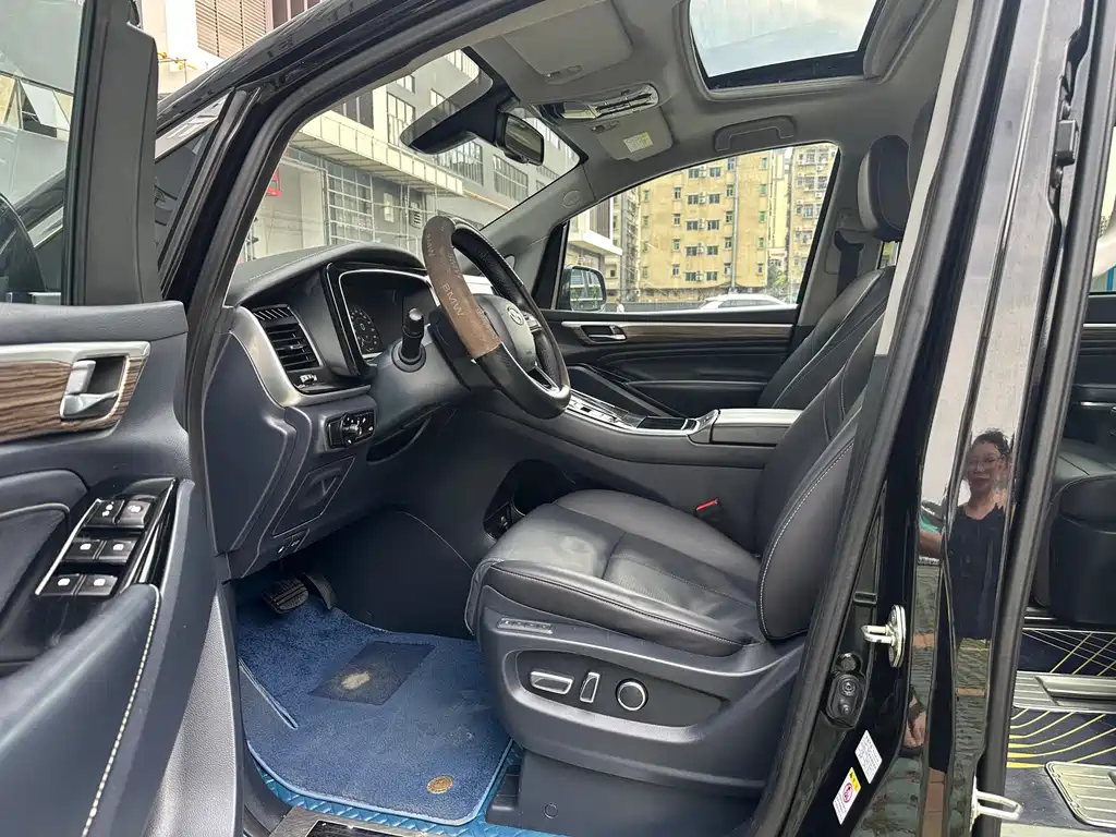 GAC Trumpchi M8 2022 — фото 6