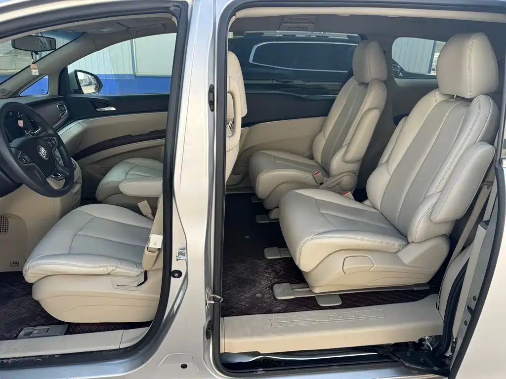 Buick GL8 2014