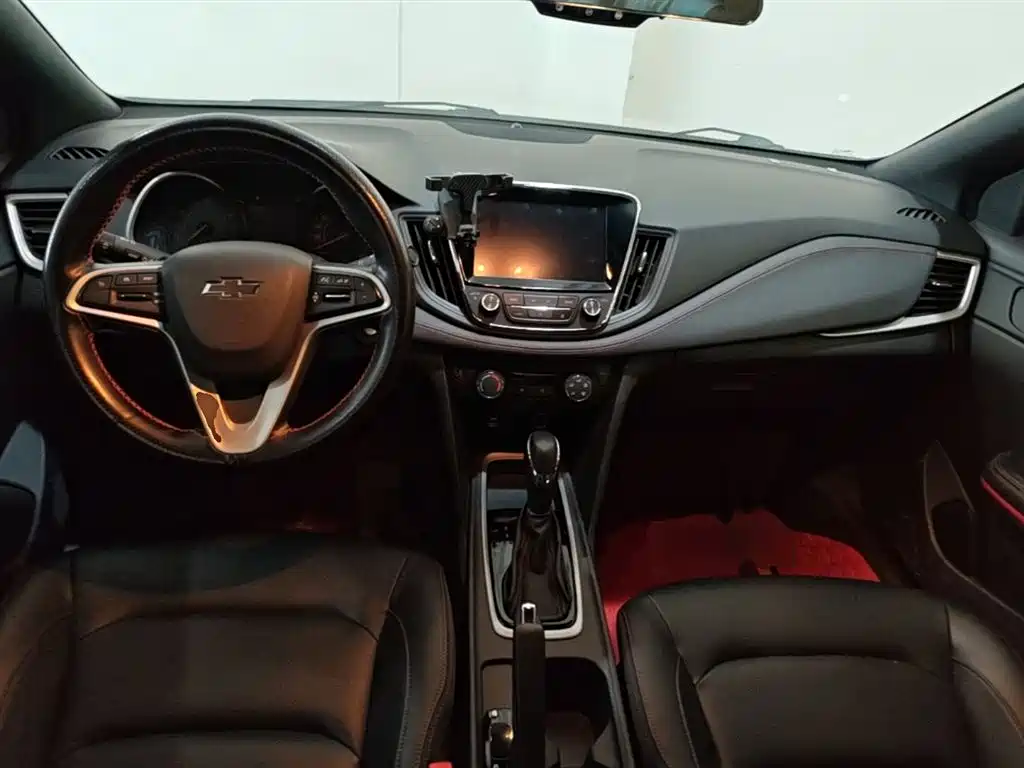 Chevrolet Monza 2020 — фото 10