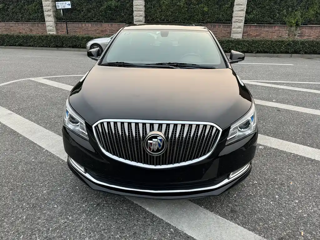 Buick LaCrosse 2015 — фото 2