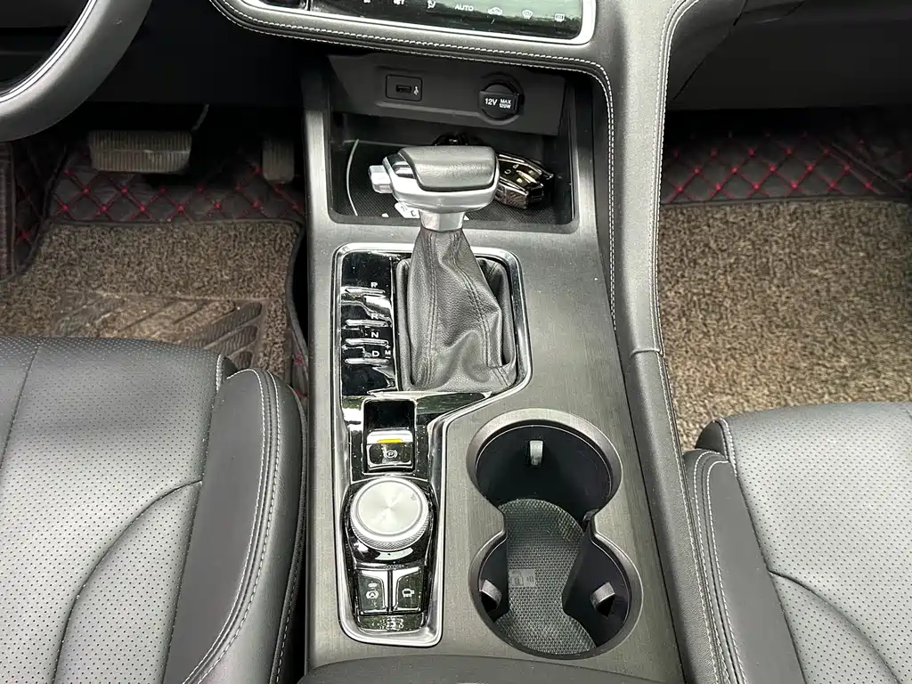 Changan CS75 PLUS 2021 — фото 17