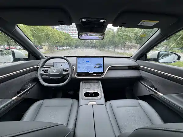 Dongfeng e008 2025