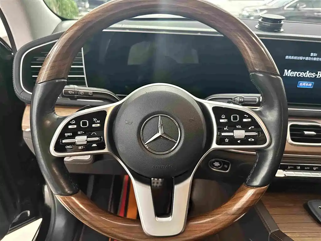 Mercedes-Benz GLS 2023 — фото 15