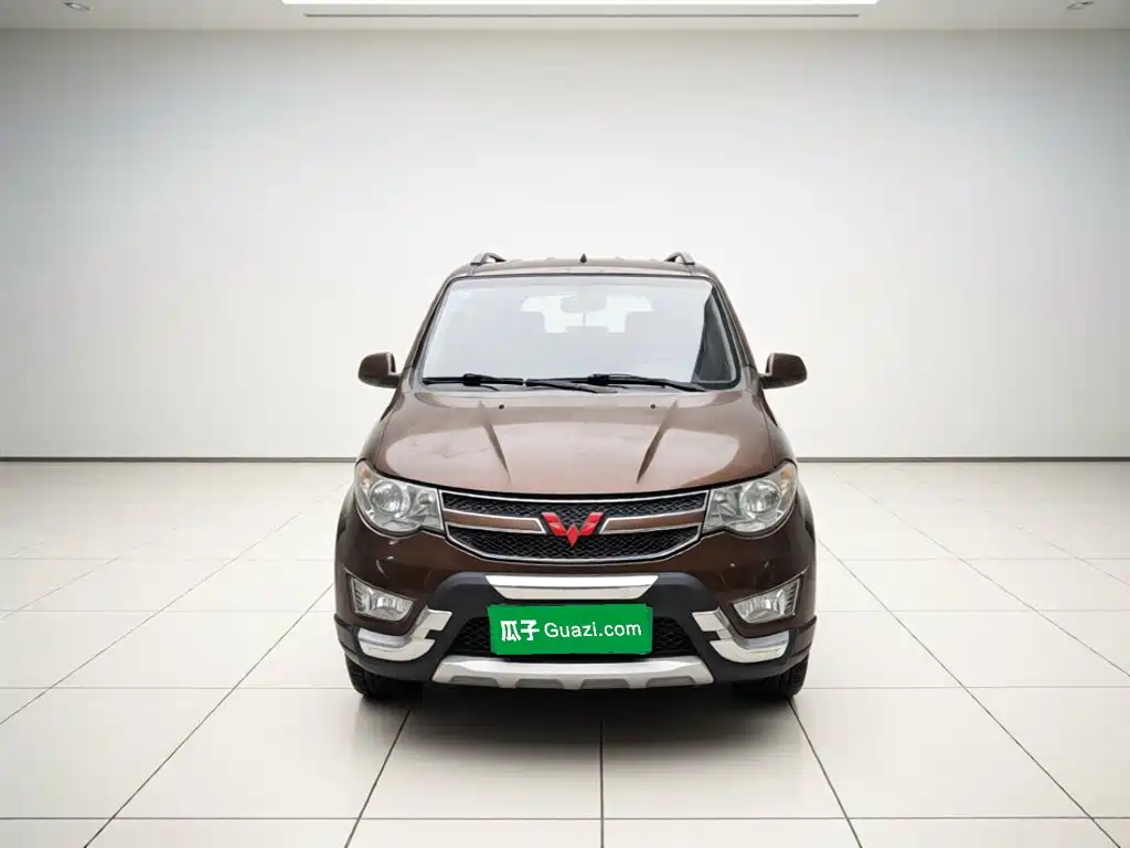 Wuling Hongguang 2016 — фото 2