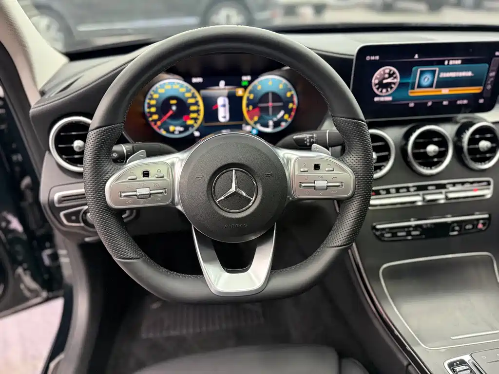 Mercedes-Benz C-Class 2020 — фото 26