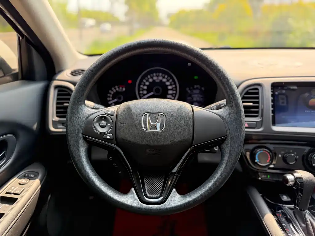 Honda Vezel 2022 — фото 13