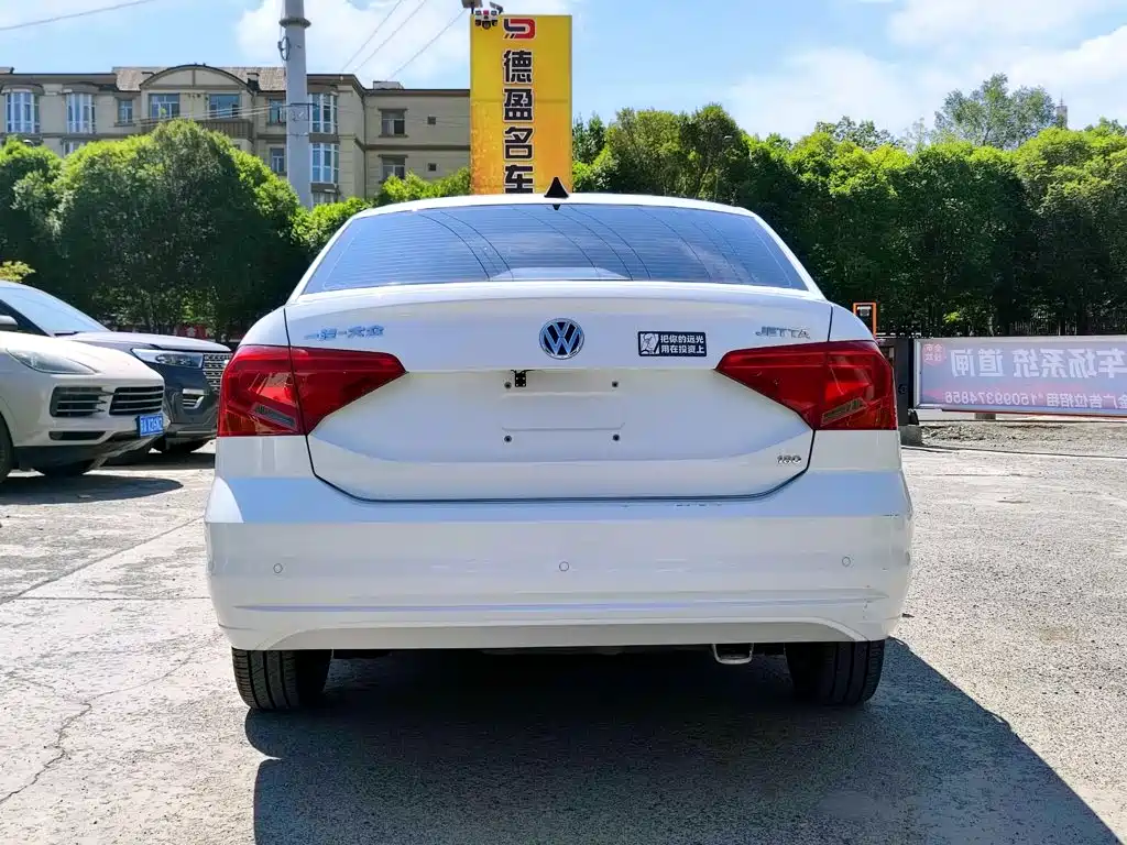 Volkswagen Jetta 2019