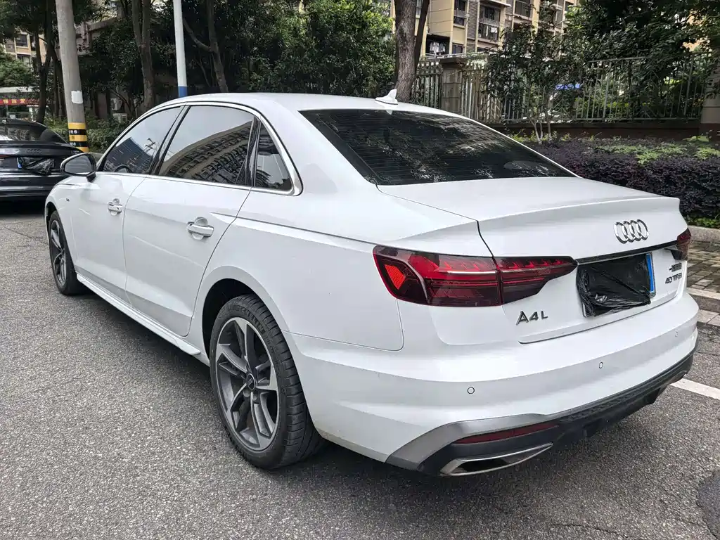Audi A4L 2024