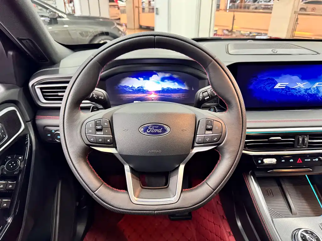 Ford Explorer 2023 — фото 9